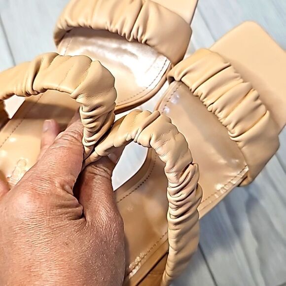 (56-3749) Coutgo Women's Ruched Slide Double Strap Square Sandals Sz 8 - Picture 4 of 8